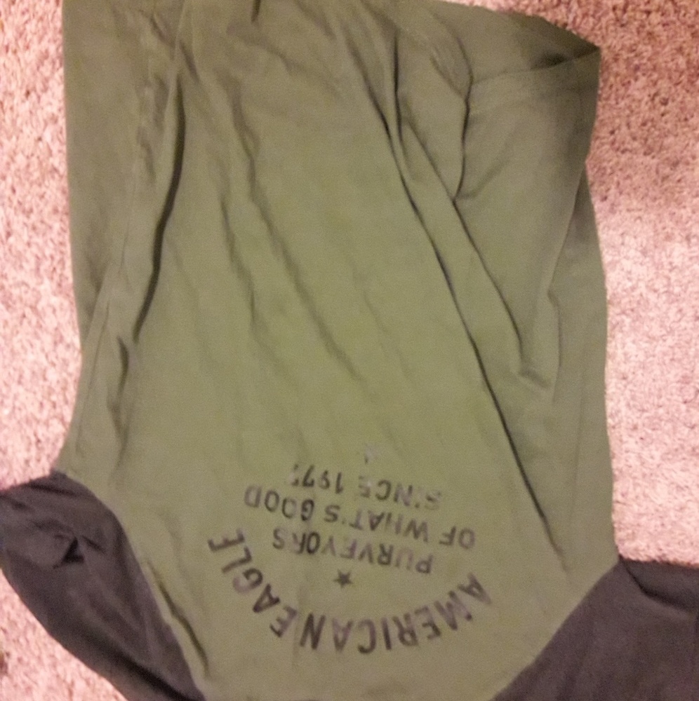 American Eagle shirt